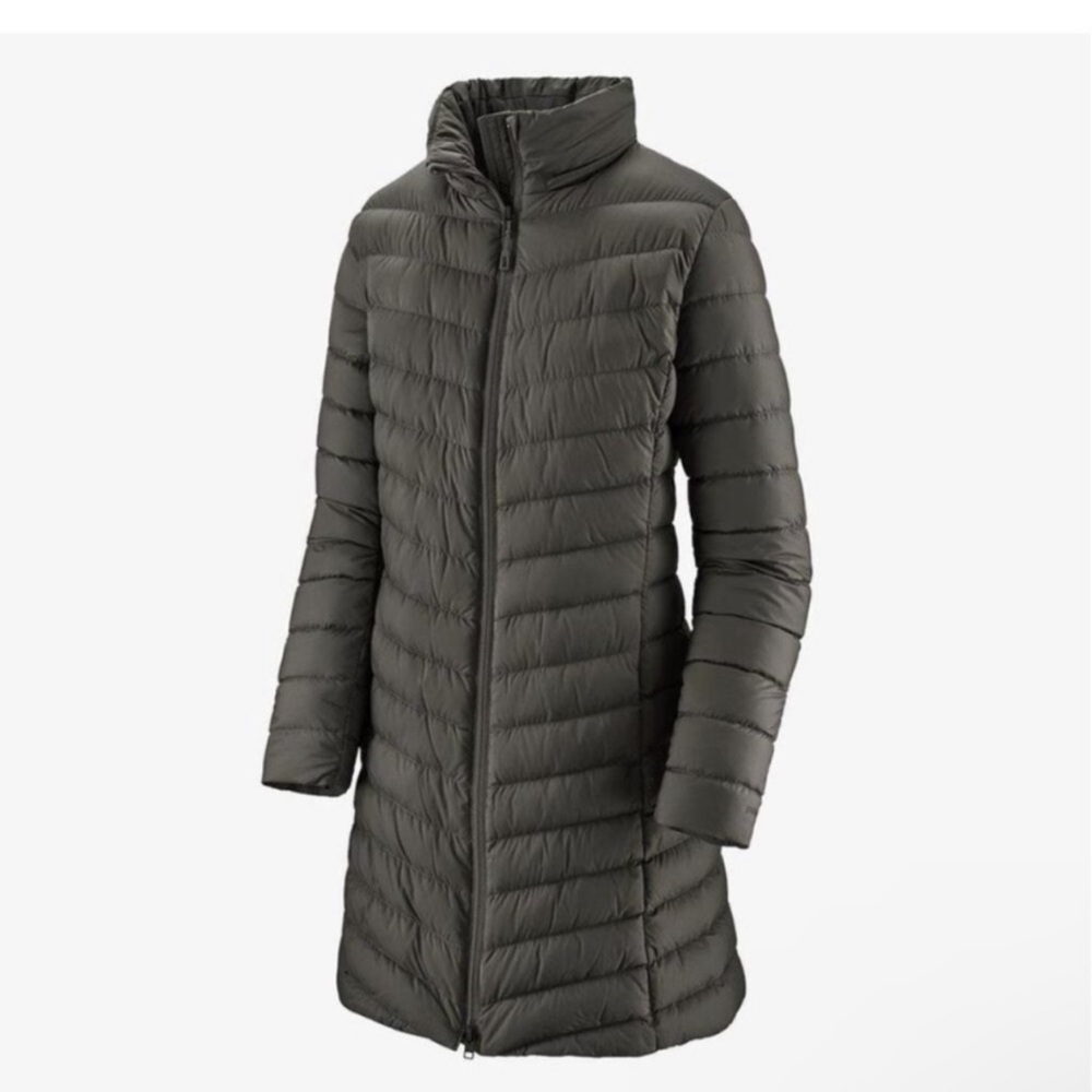 Patagonia silent down parka jacket. Black, Large. Excellent used condition.